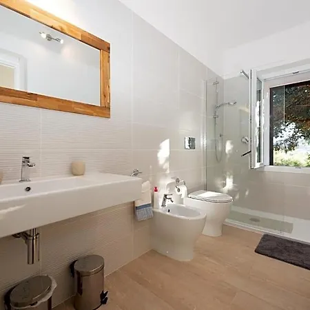 Bithia Bed & Breakfast Chia