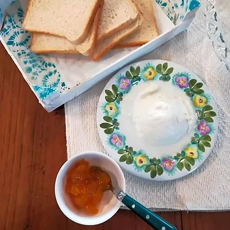 Bithia Chia