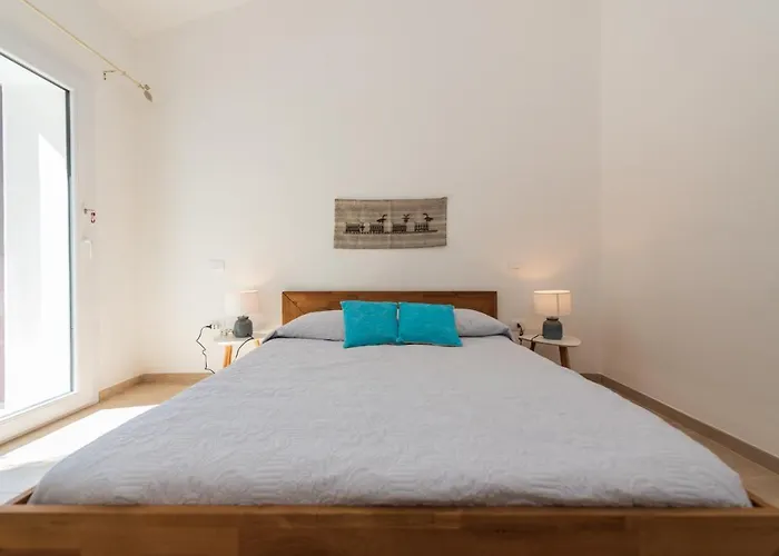 Bithia Bed & Breakfast Chia