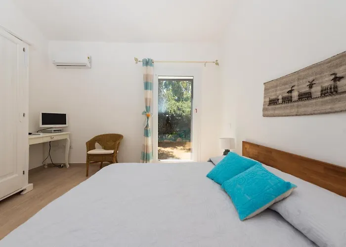 Bithia Bed & Breakfast